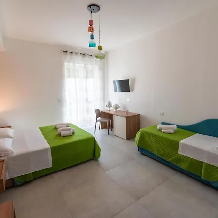 Le Di Tramontana-vista Mare Bed & Breakfast