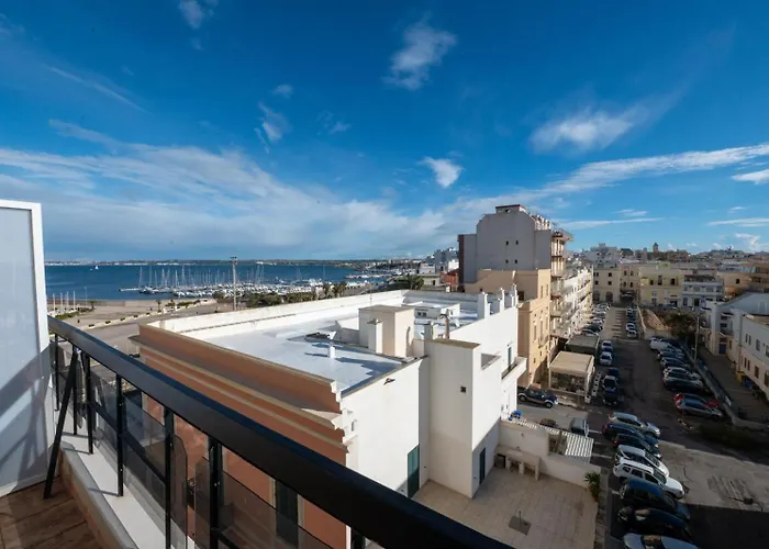 Le Di Tramontana-vista Mare Bed & Breakfast